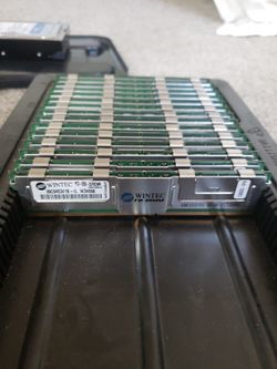 Tray Of RAM - PC2 5300 2gb Sticks
