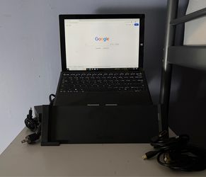 Microsoft Surface Pro 3 Bundle - i5 | 8GB RAM | 256GB SSD | Keyboard, Dock & Travel Charger