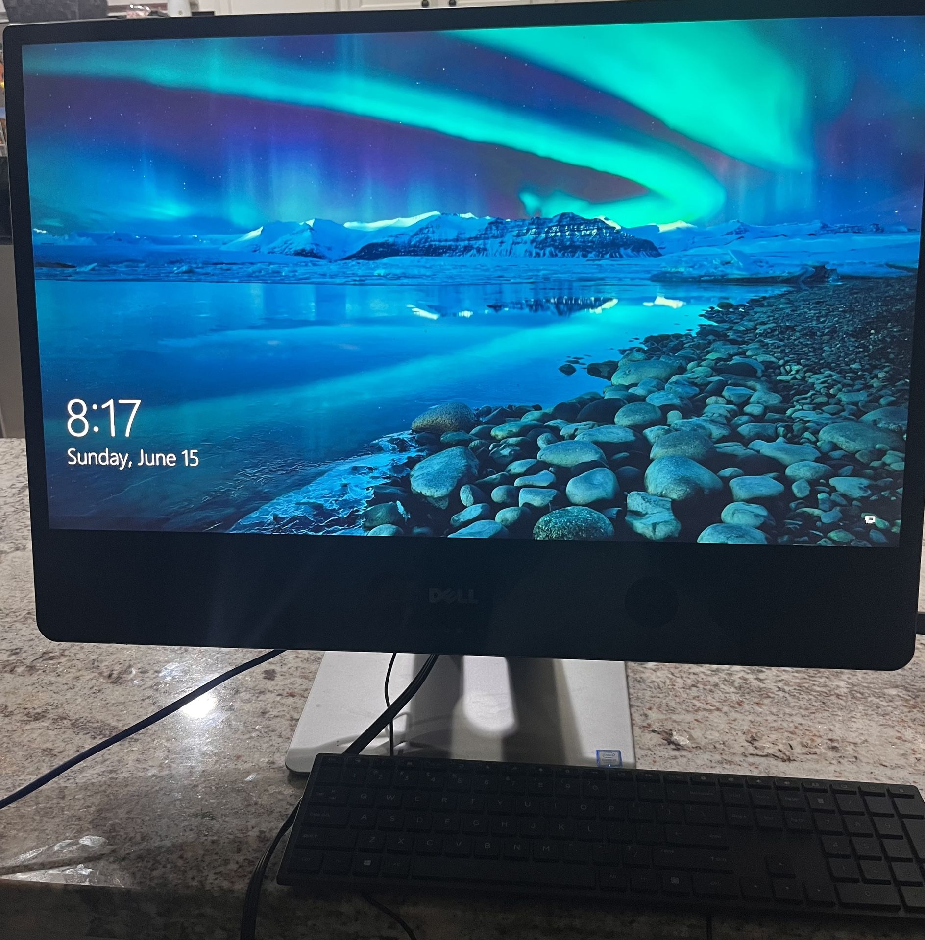 DELL XPS 7760 All-in-One PC-8GB RAM, 1.2TB Storage- good condition