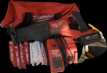 Milwaukee M18 FUEL SAWZALL 18 V Cordless Brushless Reciprocating Saw Kit (Battery & Charger)

And Blades