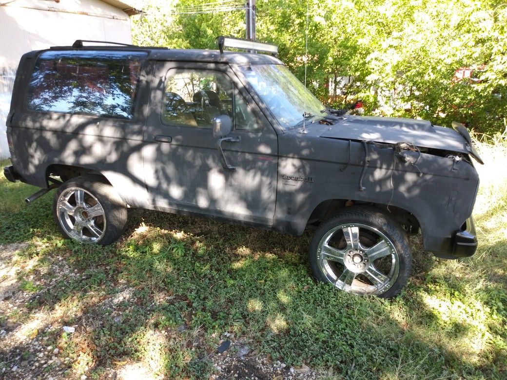 88 Ford Bronco