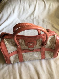 TH Purse