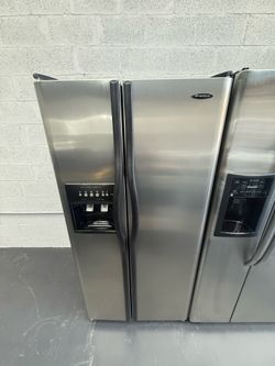 Frigidaire Refrigerator “33 ( Refrigeradores )