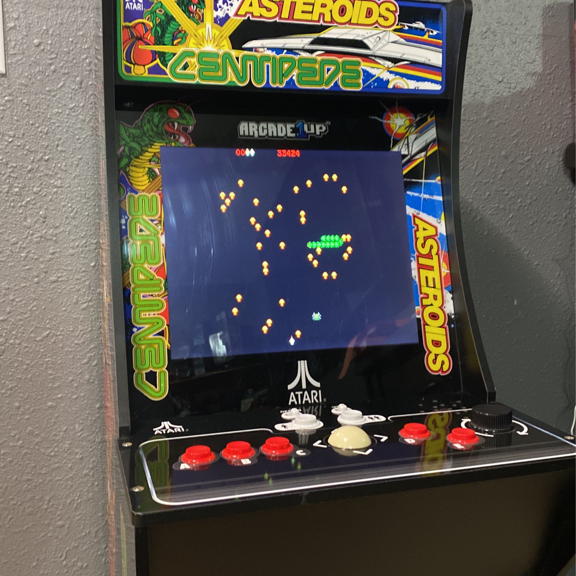 Arcade 1Up - Asteroids,Centipede, Missile Command