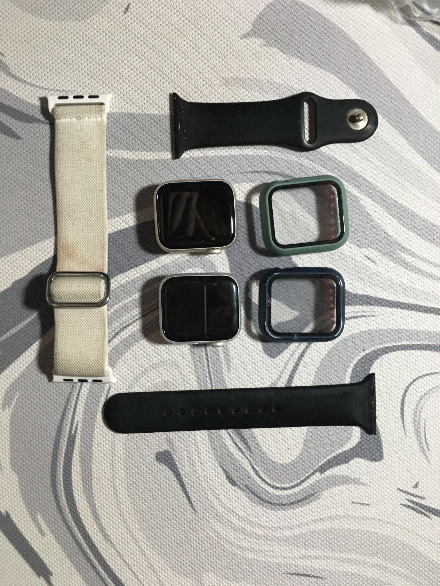 Apple Watches Series 5 And Series SE