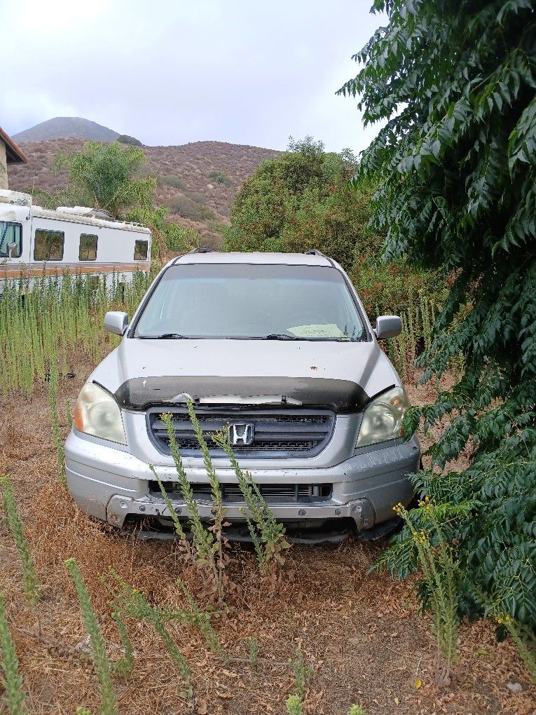 2003 Honda Pilot Parts Car