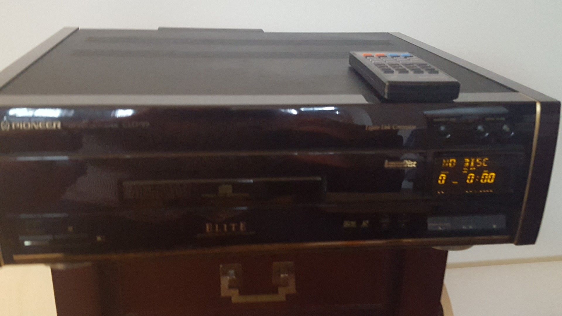 Pioneer Elite Laser Disc Player CLD-99