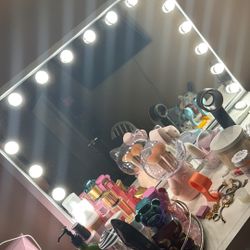 vanity mirror
