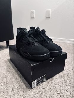 DS Jordan 4 Black Cat