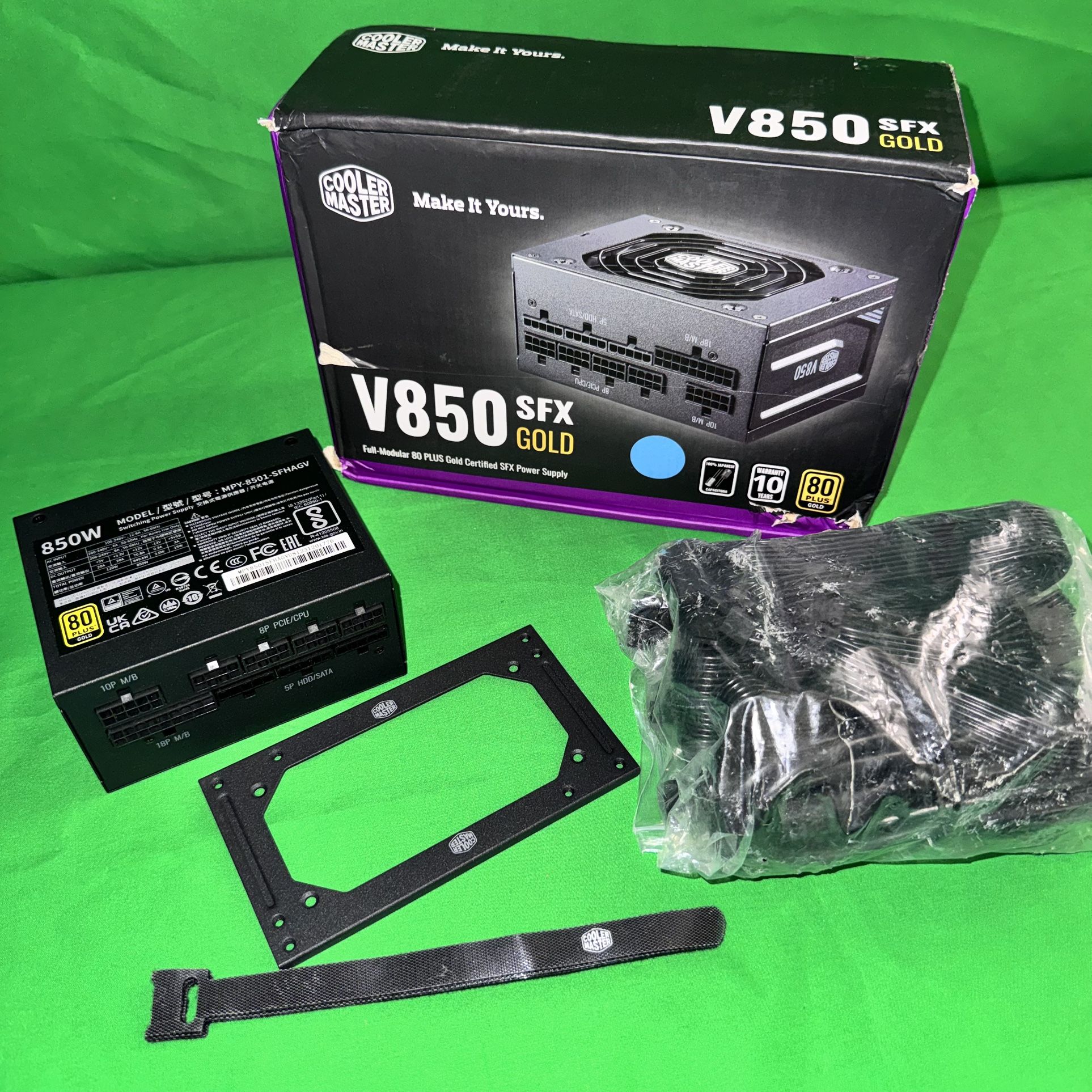 Cooler Master V850 SFX Power Supply