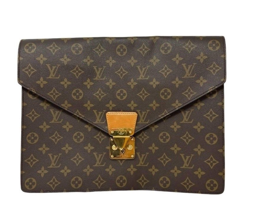 Louis Vuitton
lv file case