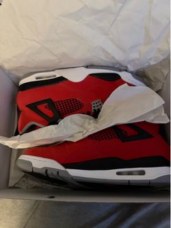 Jordan 4 toro bravo