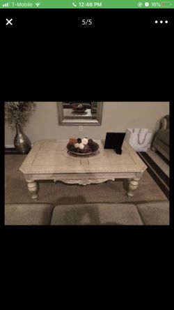 Coffee table set