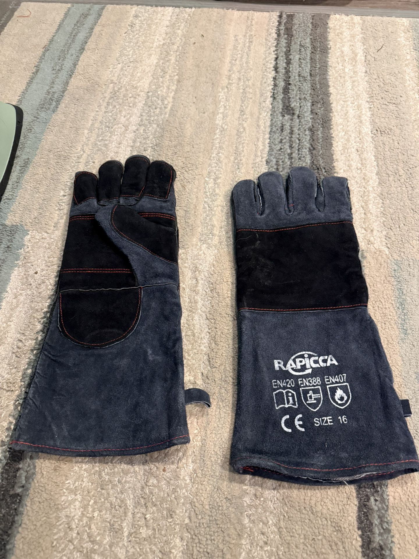 Animal Handling Bite Proof Gloves