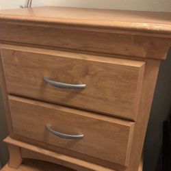 2 Set Brown Wood Dressers 