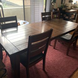 Expandable Dining Table and Chairs.