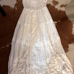 Women’s Xl Strapless White Dress 