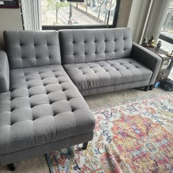 Right chaise sectional couch - Dania furniture 