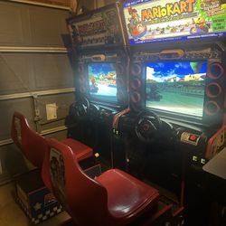 Mario Kart Arcade GP Pair