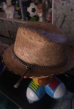 Boys hat size 6