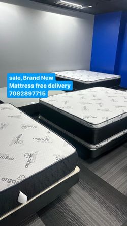 Huge sale for Mattress And Box Twin size #mattress and box 150.$ full 190$ Queen 200$ king 290$. free delivery free set up 708….289…7715… cash or Zell