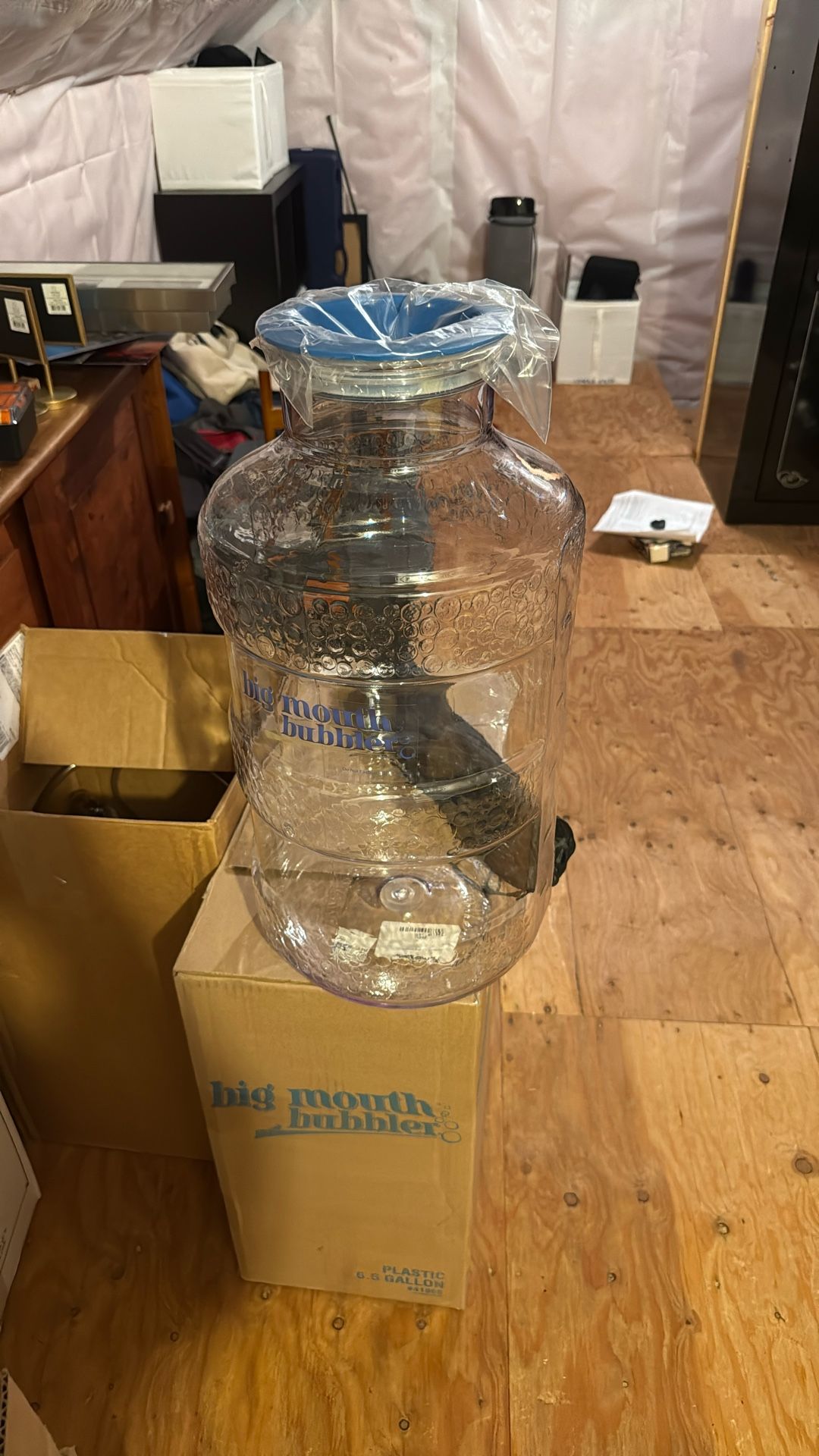 6.5 Gallon beer fermenter (home Brewing)