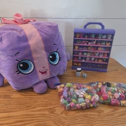 Huge Lot Of Shopkins Toys 