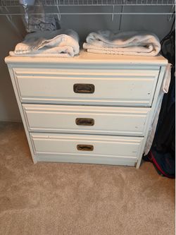 Solid wood Dresser