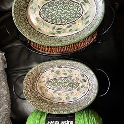 Olde World Temptations by Tara Green Oval Casserole Baking Dish with Metal Carrier