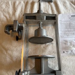Nemco 55800 Commercial Tuna Press
