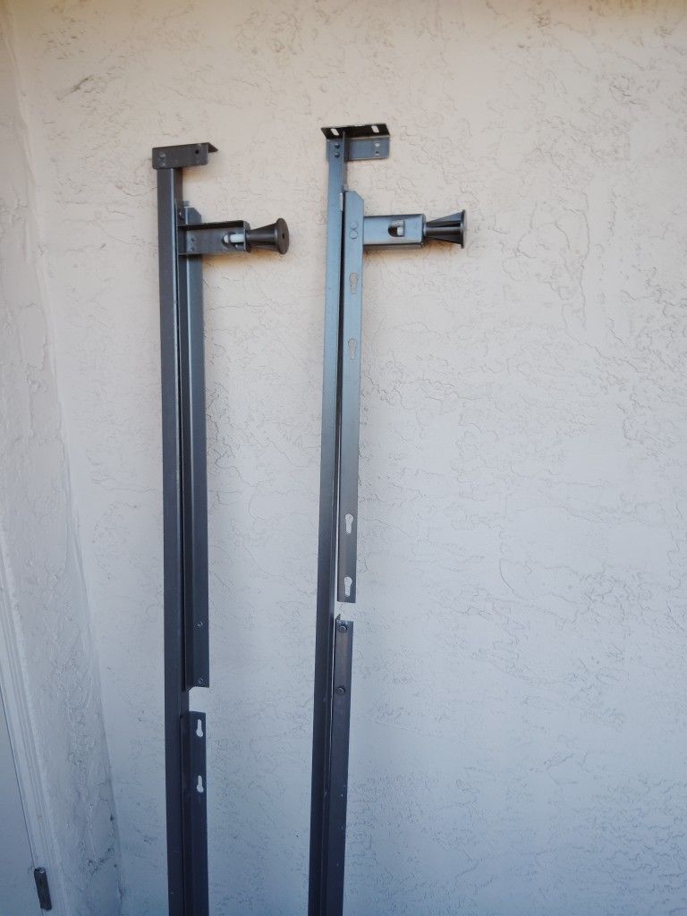 Full/queen metal bed frame