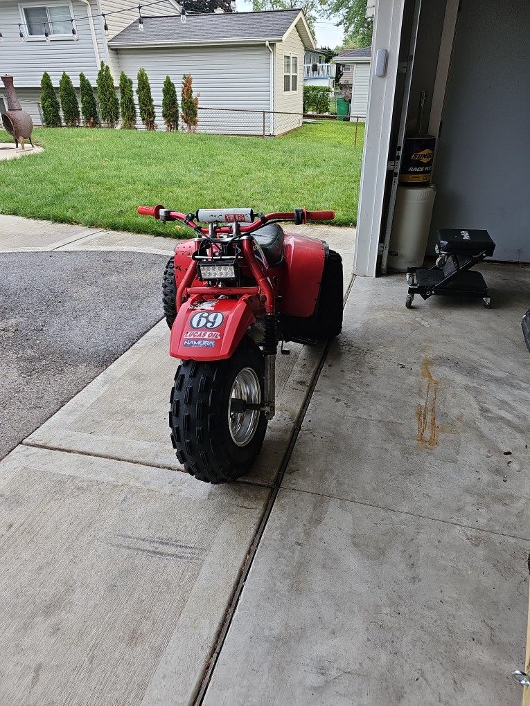 honda 2 wheeler dealership cost