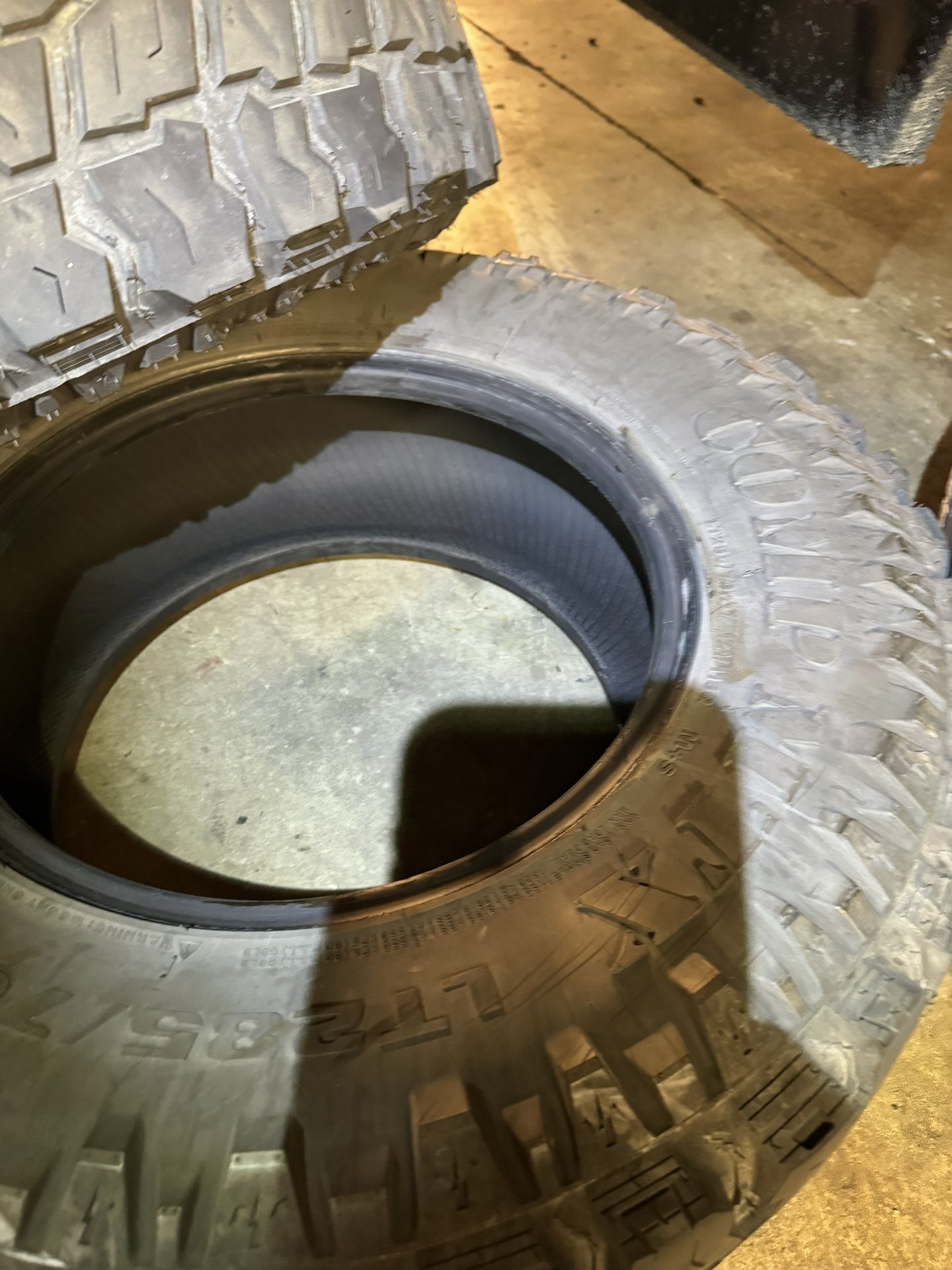 285/70/r17
