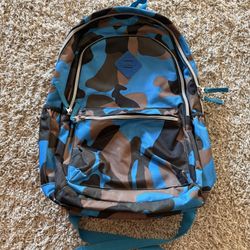 Backpack with 3 compartments