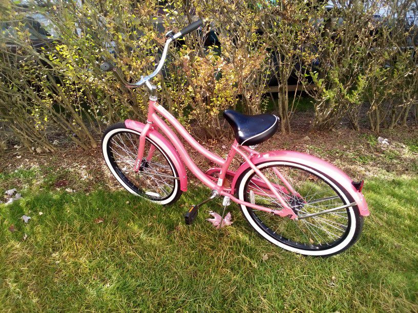 Coral Pink 24" Huffy Beach Cruiser Bicycle