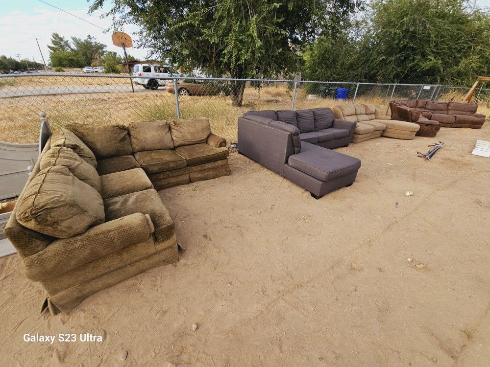 Couch Set And Sectionals