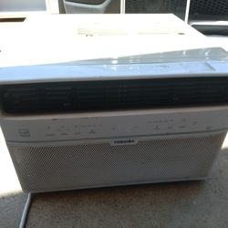 Toshiba 8000BTU WINDOW UNIT WORKING 