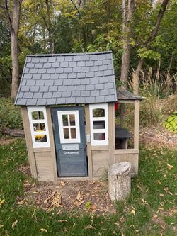 Play house (free)