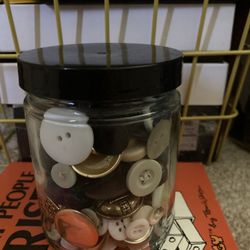 JAR OF VINTAGE BUTTONS 
