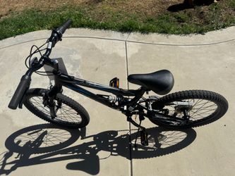 20” Hyper Mountain Bike