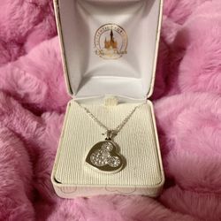 NEW-Disney Official Necklace✨
