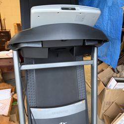 Nordic track treadmill