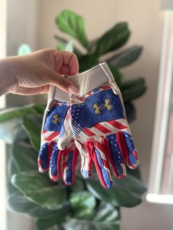Batting Gloves | Under Armor YLG