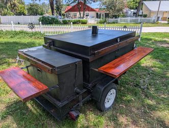 Wood/Propane Smoker/Grill