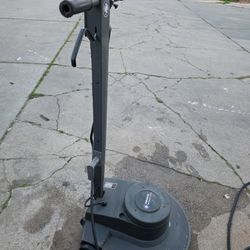 Advance Whirlematic 20 Plus Floor Burnisher