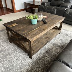 Handcrafted Rustic Solid Wood Coffee Table – Farmhouse Style