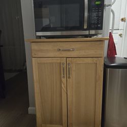 Kitchen Cabinet 