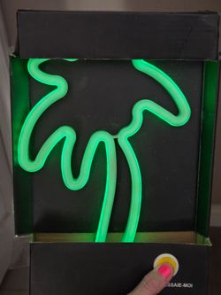 LED Neon Table Decor Green Palm Tree Battery Operated Tropical Light