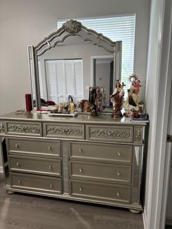 King bedroom set