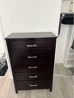 5 Drawer Dresser
